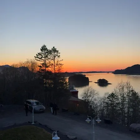 With Sea Views, Close To The Atlantic Ocean Road 公寓 Lyngstad